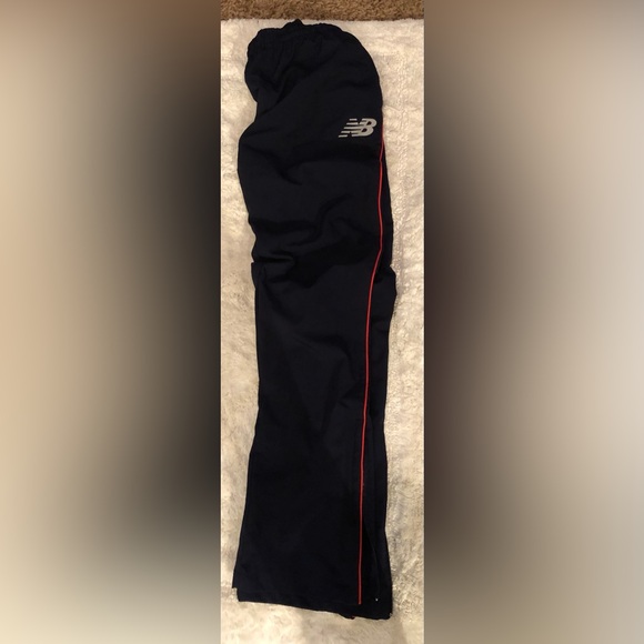 New balance, track pants, Size Medium zipper legs EUC - Picture 15 of 16